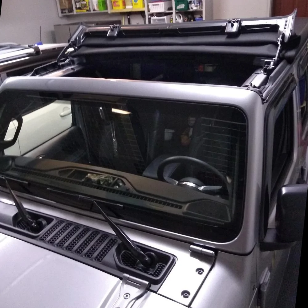 Jeep Wrangler JL Soft-Top v Hardtop sunrider open resiz