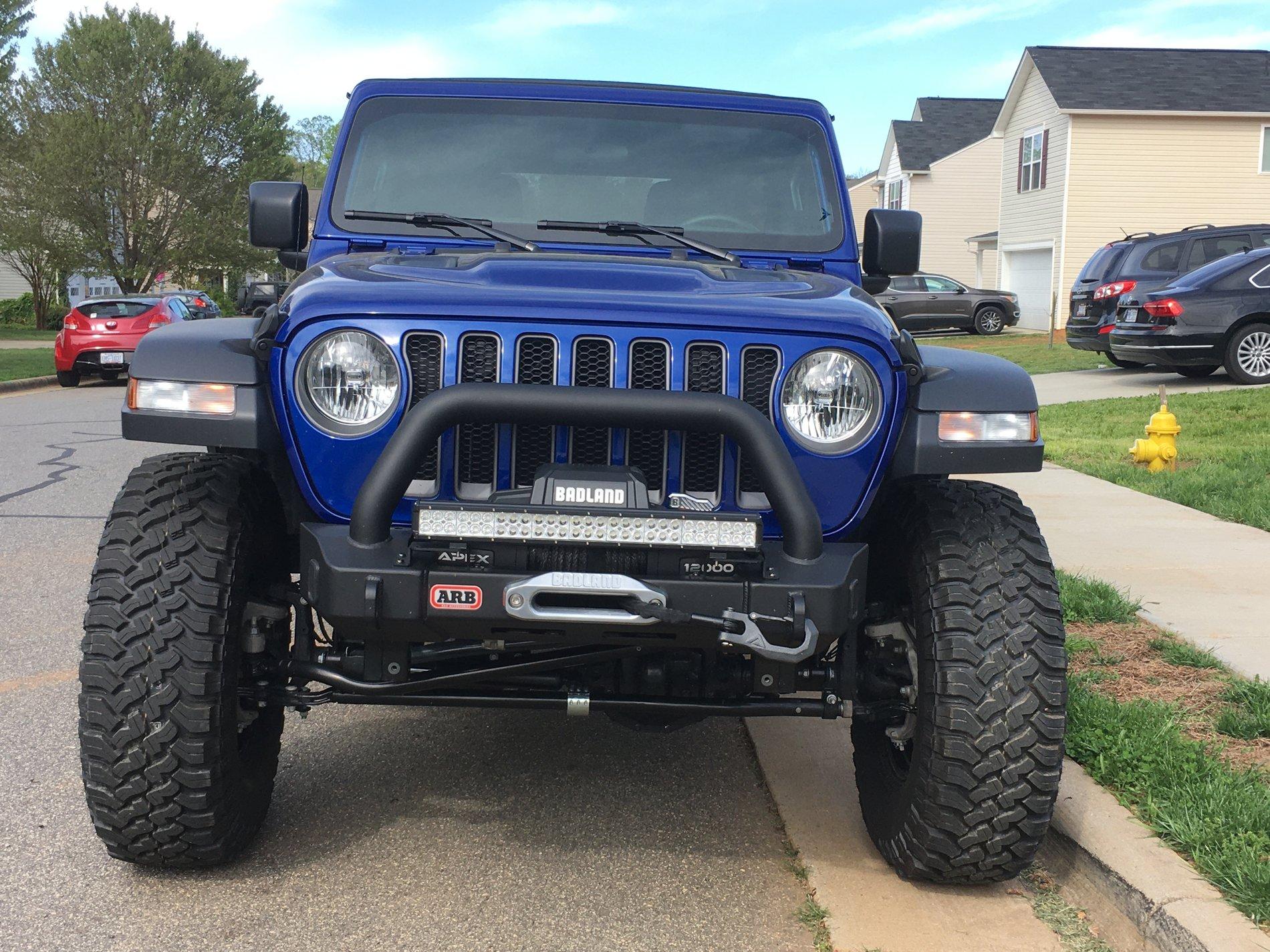 Jeep Wrangler JL Stubby Bumper. Let's see them. E954333E-5F03-4A1B-9B47-96C49125C4A3