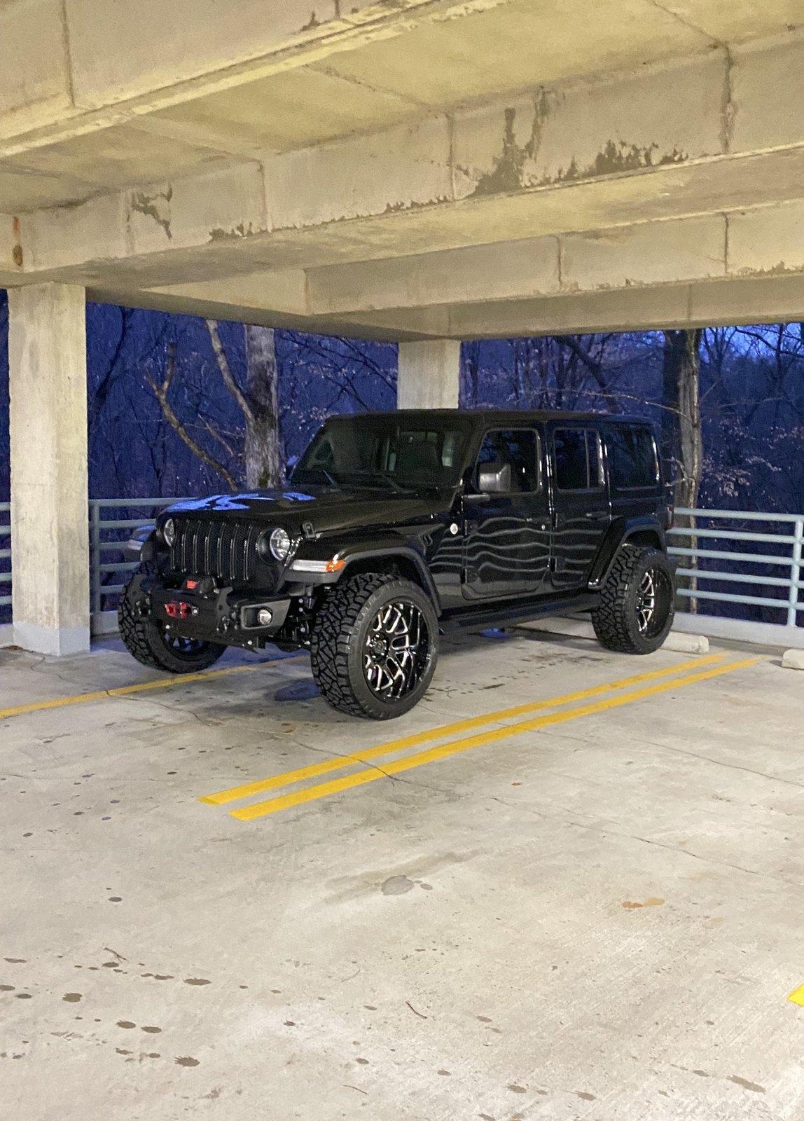 Jeep Wrangler JL Stubby Bumper. Let's see them. 1A30D0F8-D5D7-4A08-AC96-2B2CCEBB0748