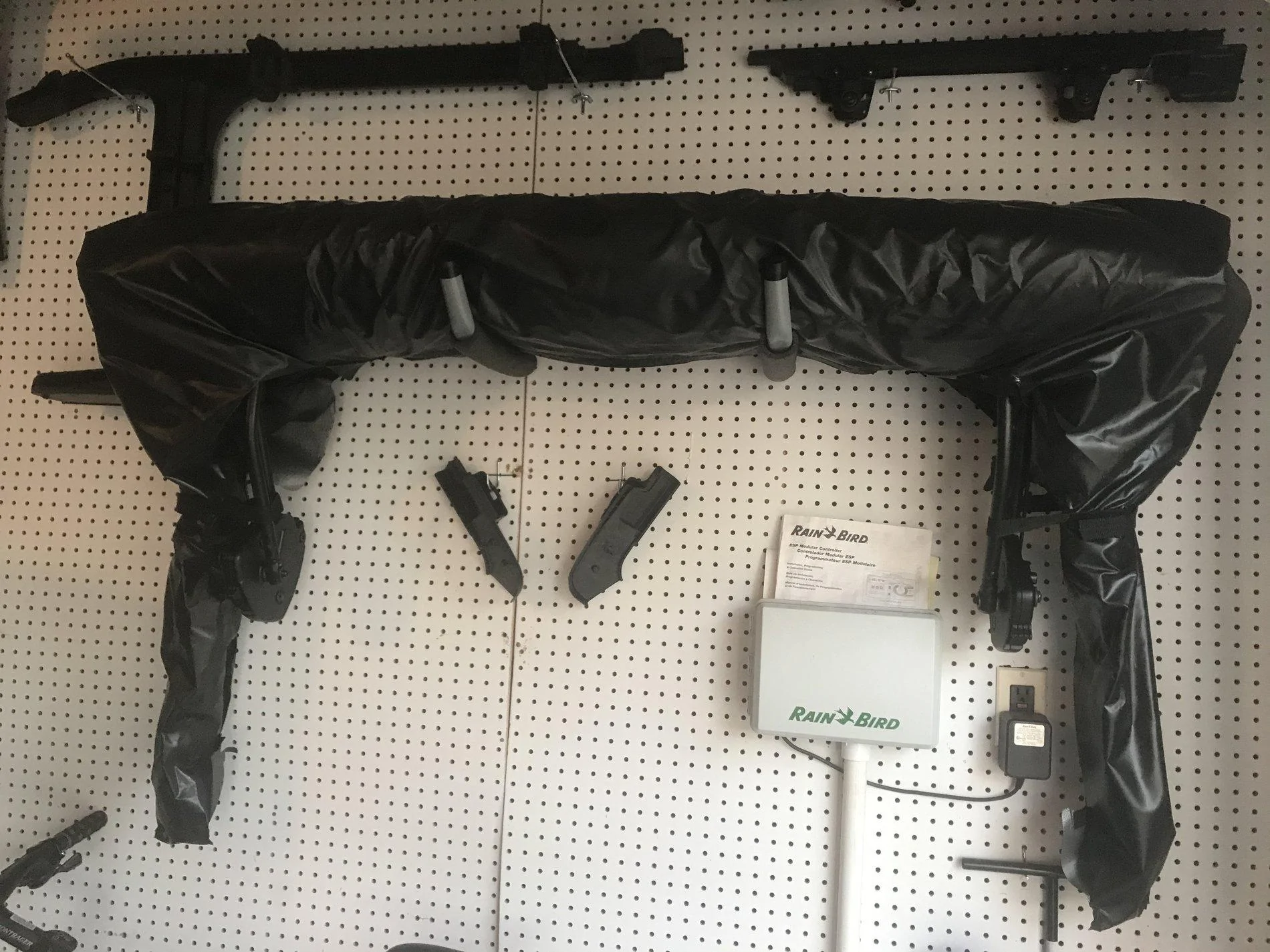 Jeep Wrangler JL 8 foot garage ceiling 68FB1999-8C57-410D-80D1-23081A72B50D