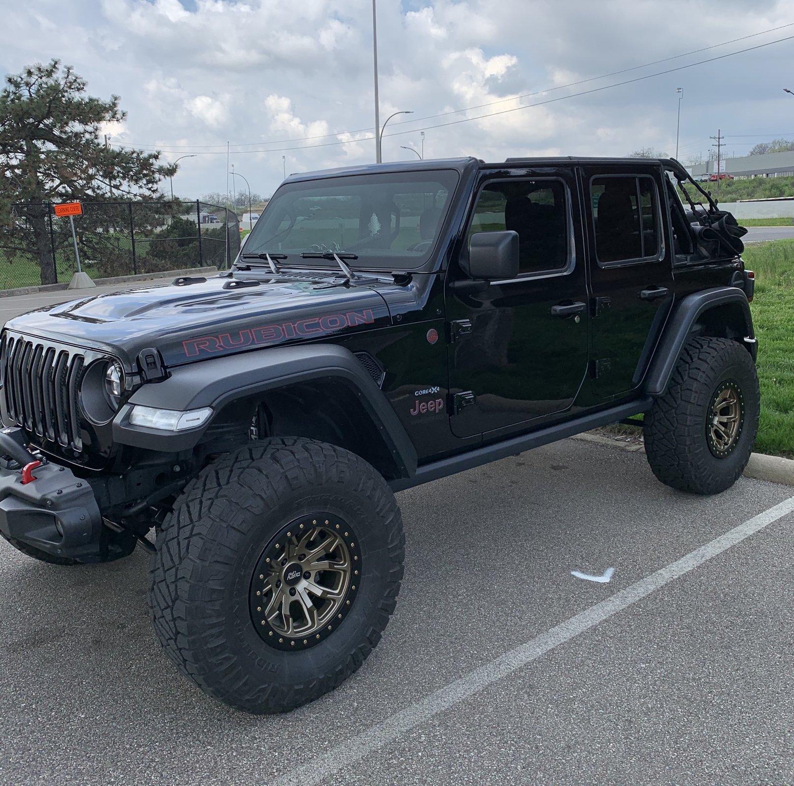 Jeep Wrangler JL Bronze Wheels on JL? FC926FD6-DC1F-4118-9653-1735B52629CD