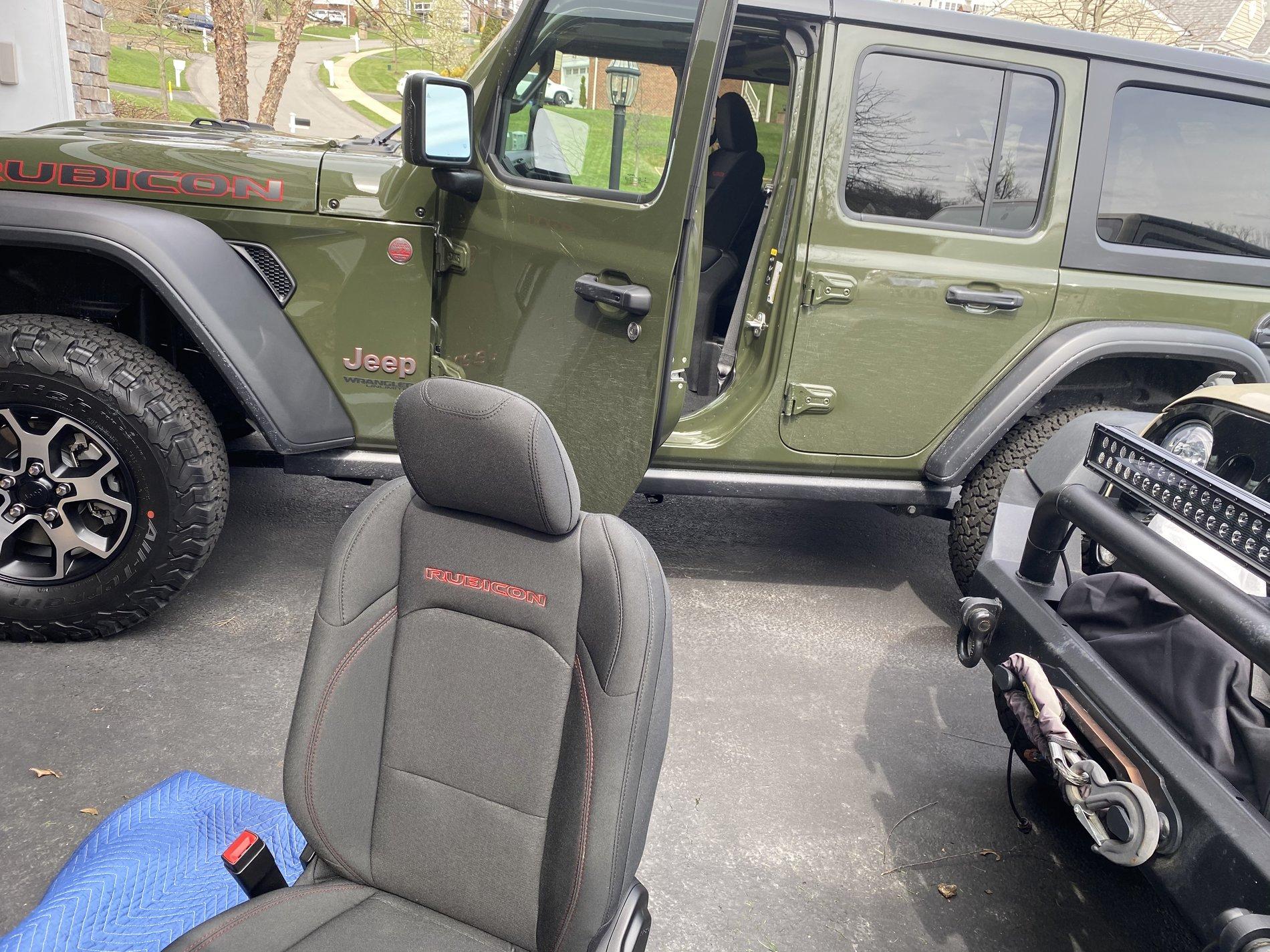 Jeep Wrangler JL Misch big boy seat extender CA7D729B-A075-4C76-B16C-9590FDEA931E
