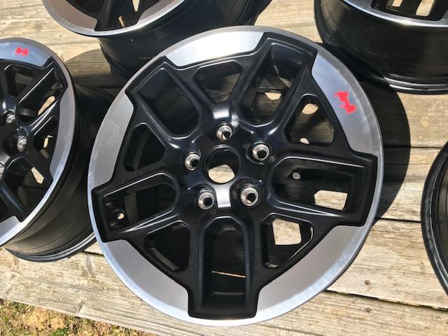 Jeep Wrangler JL For Sale: 5 Qty. JL Rubicon 'Upgrade' Wheels IMG_1637