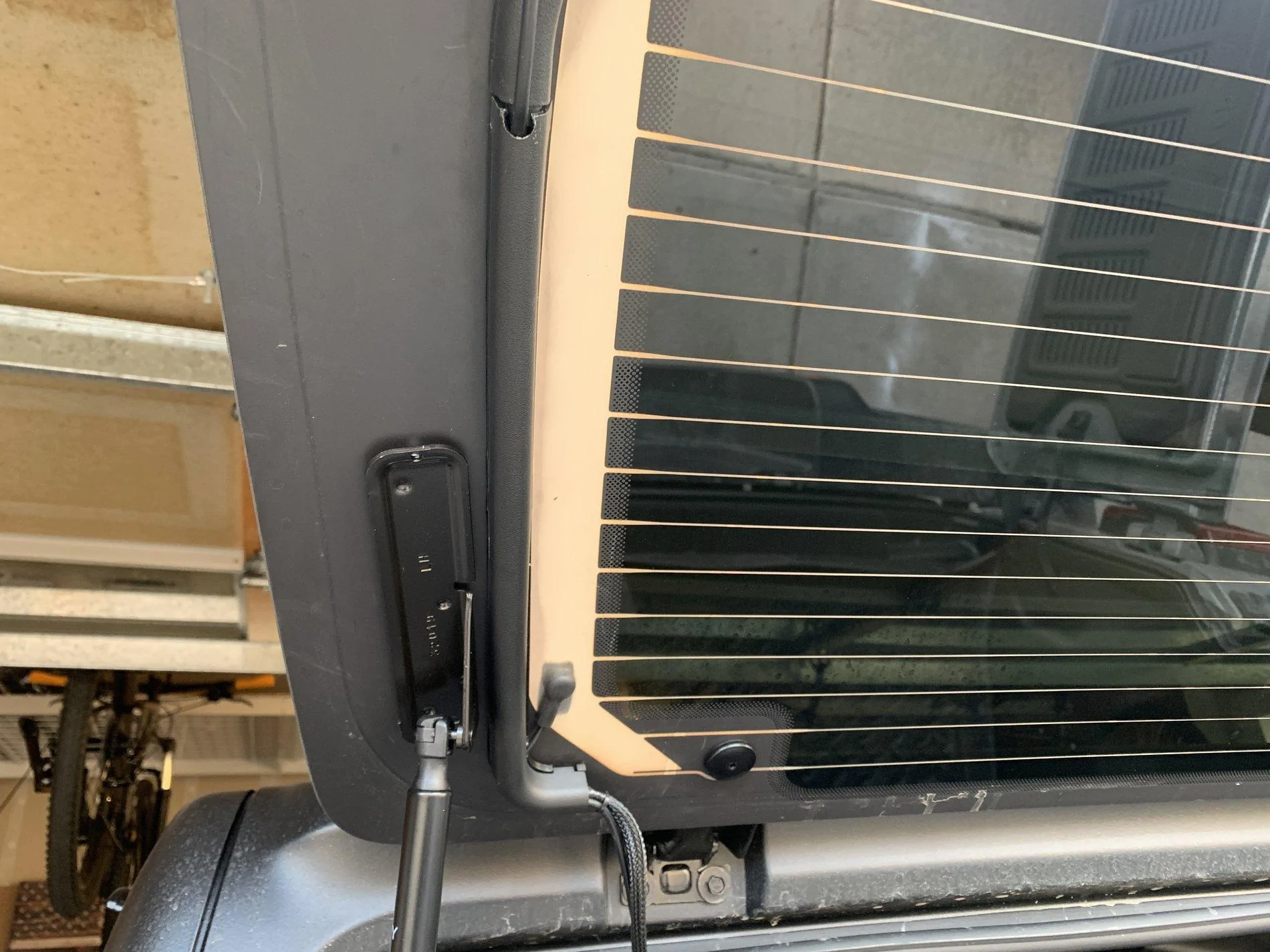 Jeep Wrangler JL Tailgate Brawlee LED light 1234B32D-B8E3-48AD-91FC-8F8A026E4C7B
