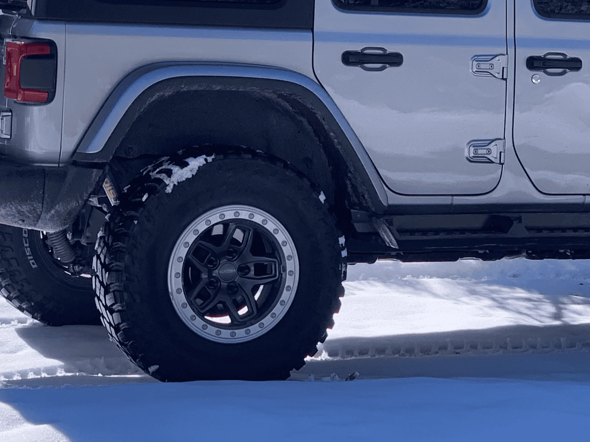 Jeep Wrangler JL Wheels with removable rash rings 36C56EAC-D431-4798-8F9A-DA641326150E