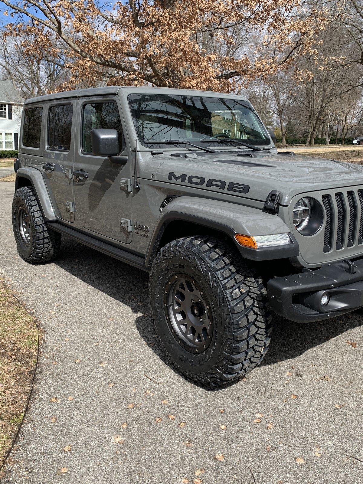 Jeep Wrangler JL Show off your sting gray 31FF4C61-56BB-4246-96F3-F5B96F8CB165