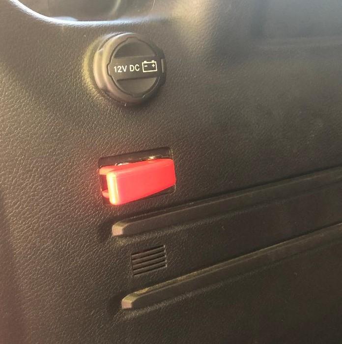 Jeep Wrangler JL JL Cargo Area Lighting Upgrade switch_01