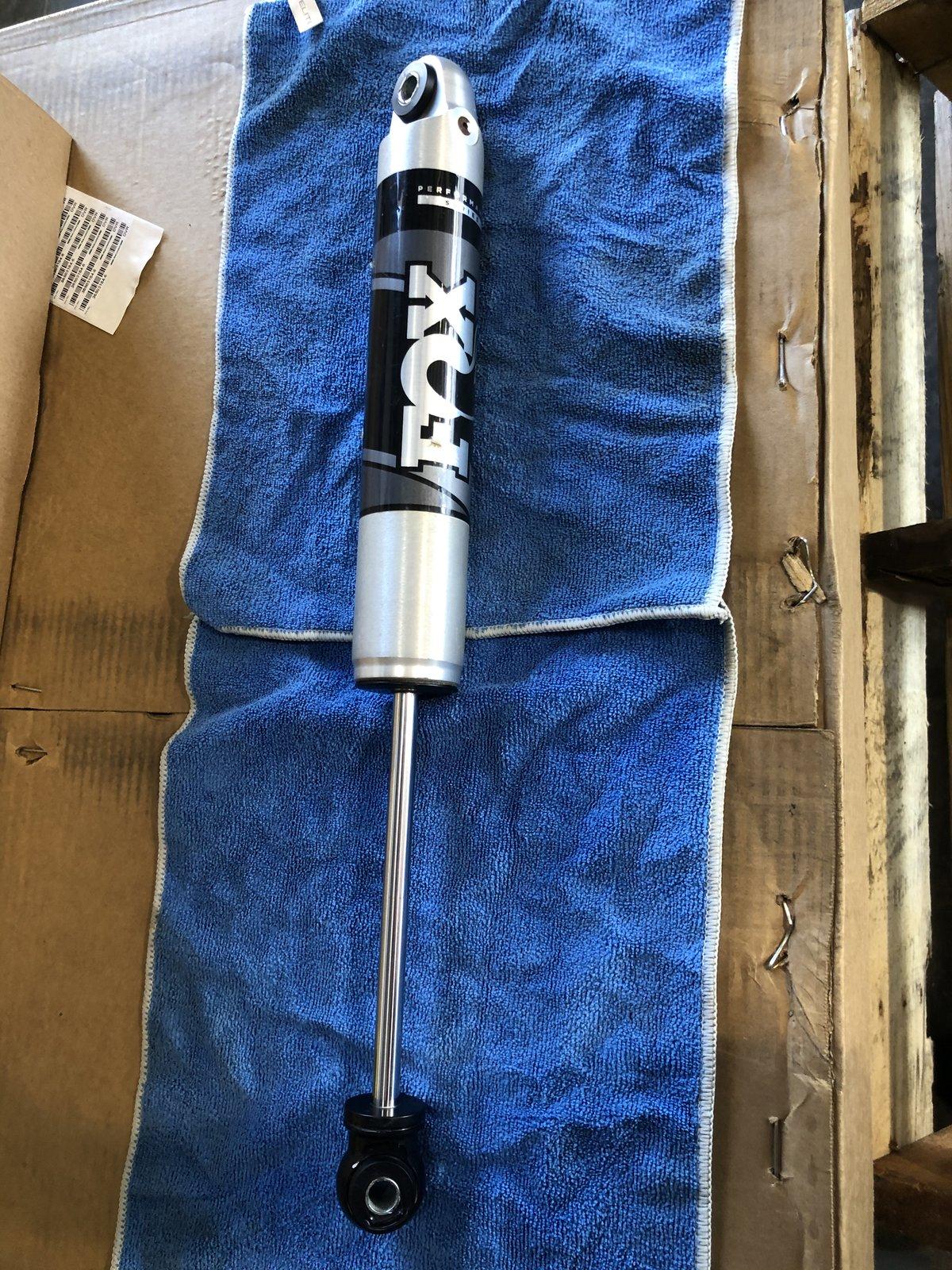 Jeep Wrangler JL Fox Performance Series 2.0 Stabilizer 284C5688-3E4A-4EEF-B25D-F2B081A778F9