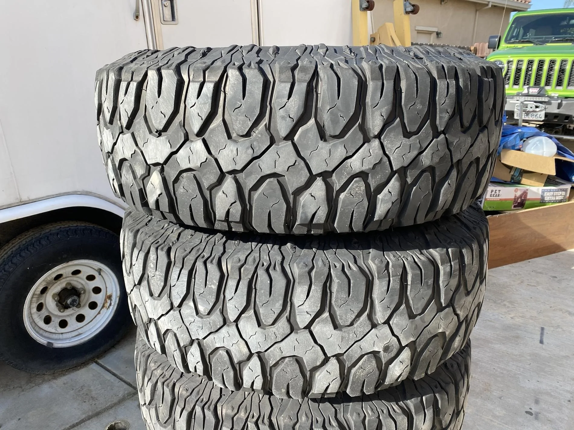 Jeep Wrangler JL FS: KMC Beadlocks with Tires and TPMS - $2000 FmKHcbs