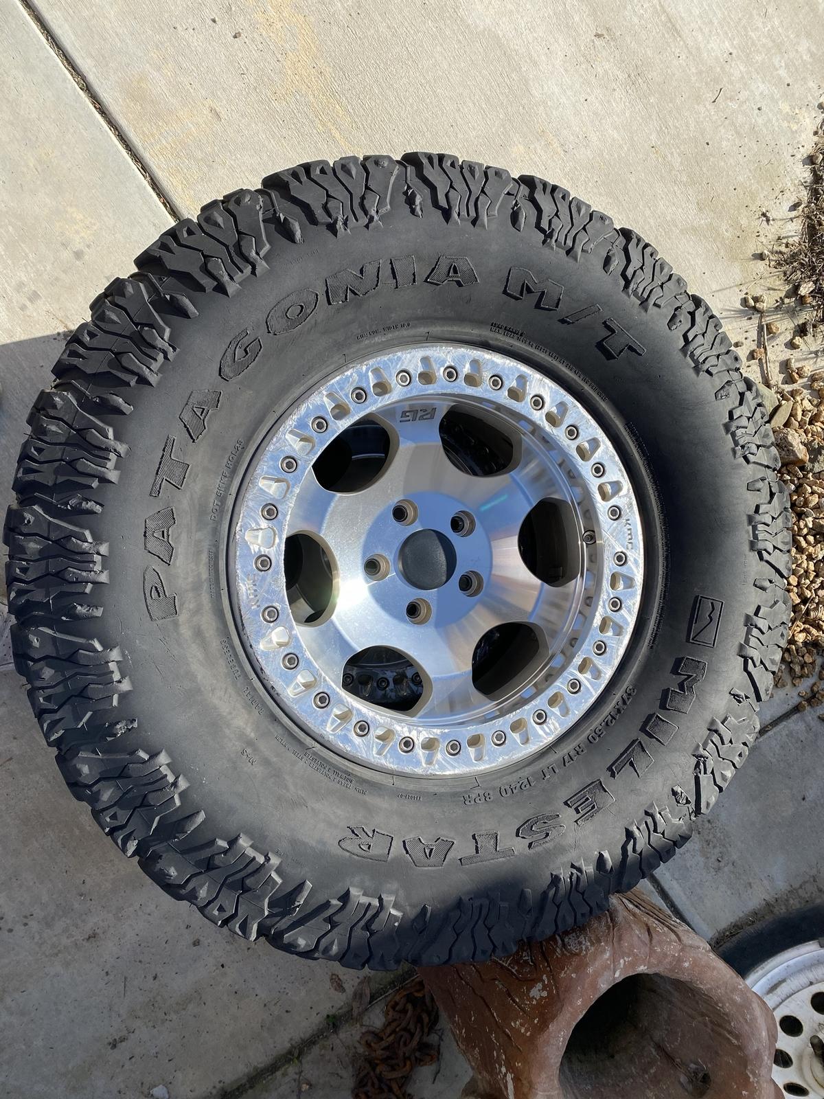 Jeep Wrangler JL FS: KMC Beadlocks with Tires and TPMS - $2000 KBKlMIH
