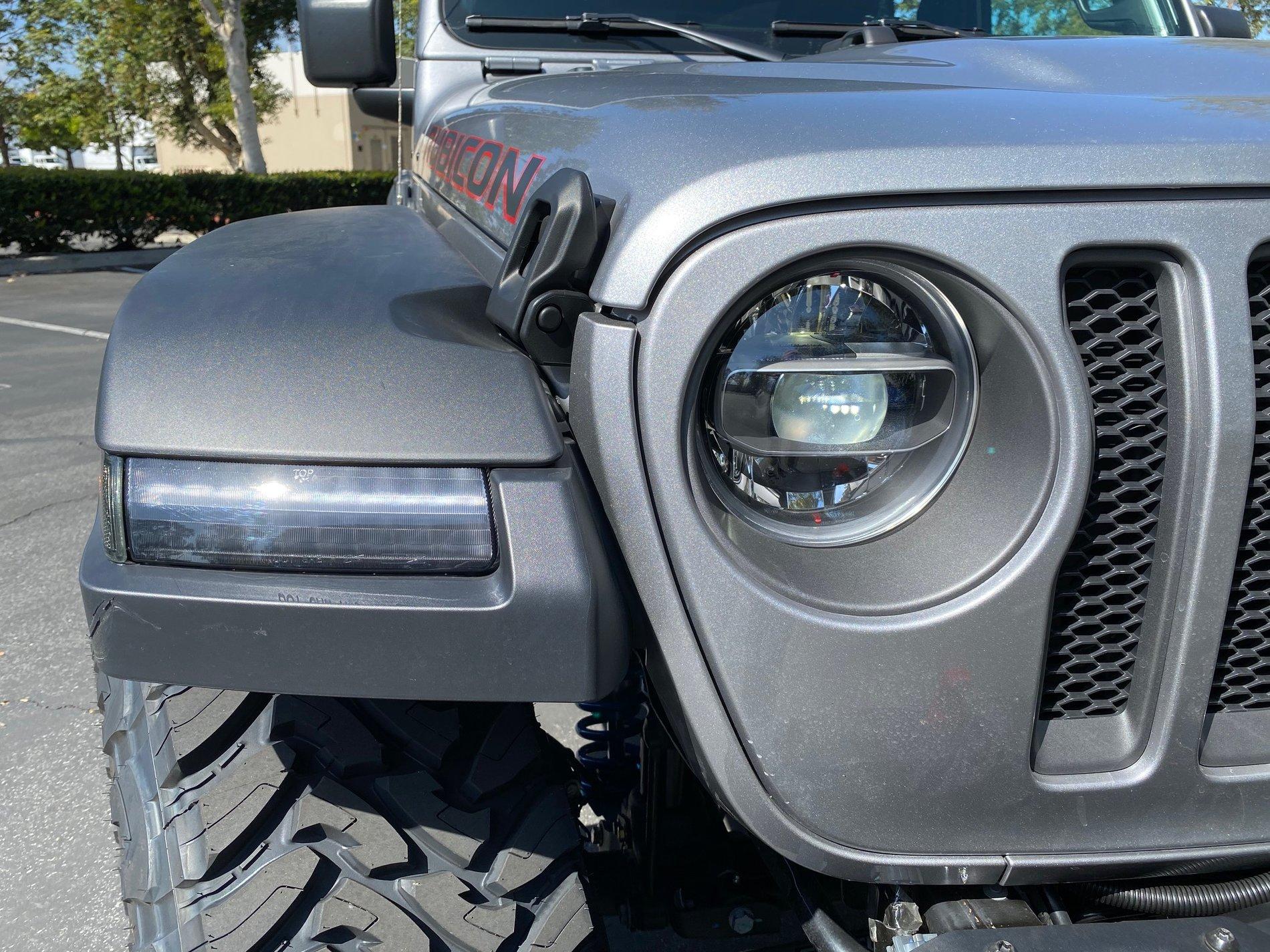 Jeep Wrangler JL SOLD - Morimoto XB LED Sequential LED DRL & Side Markers IMG_6883