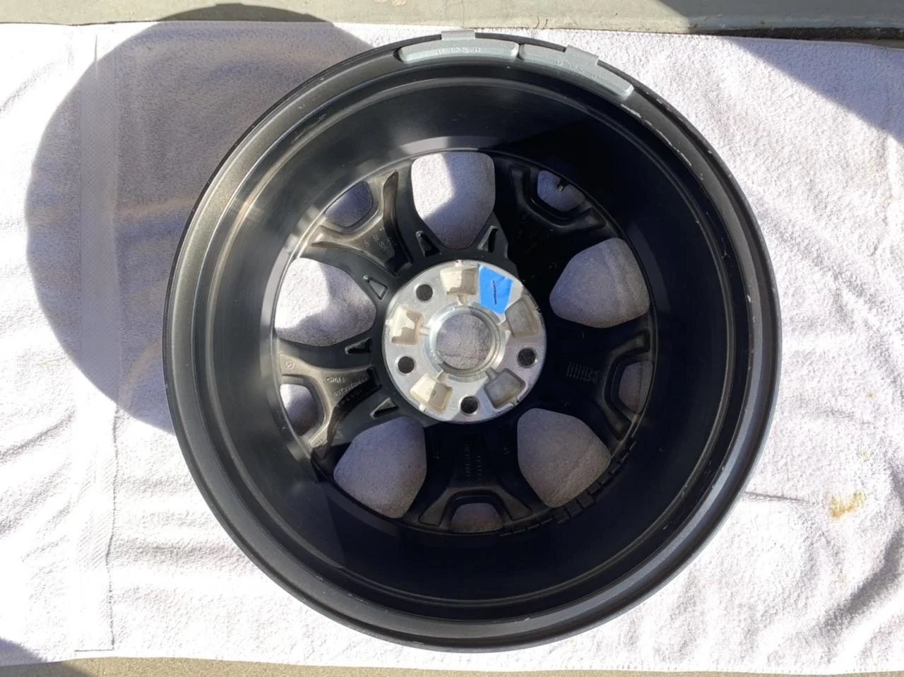 Jeep Wrangler JL Rubicon Take-off Wheels 344100CA-EE13-4EC4-9D60-61F2A2A4A889