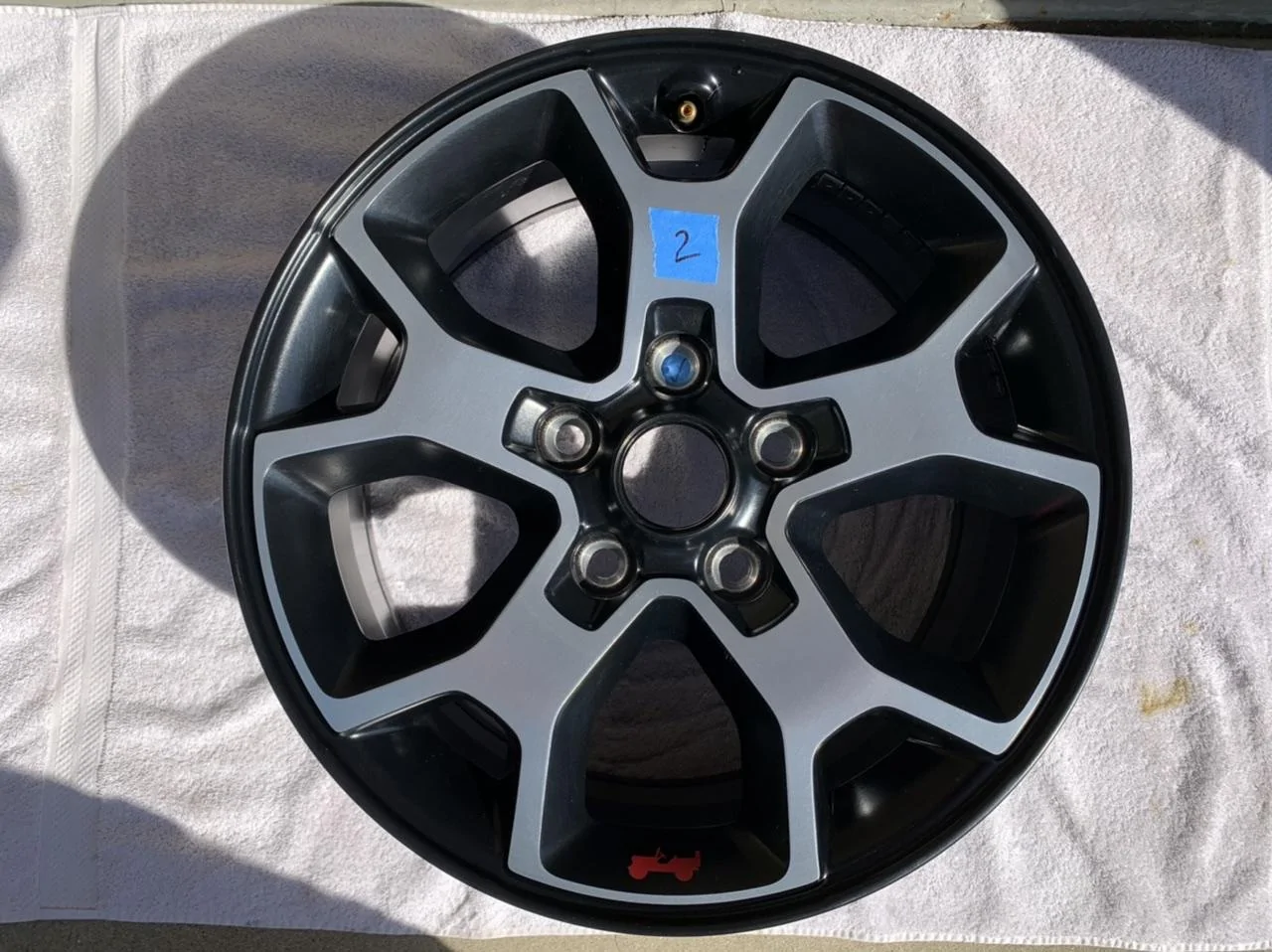 Jeep Wrangler JL Rubicon Take-off Wheels 7EDE9476-9DA3-4CE0-881F-73D017BF250E