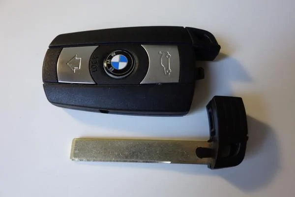 Jeep Wrangler JL JL Push Start Manual Transmission (not push button) KeyA3_grande_c7c2e6d2-d477-4913-8b88-1cc6aa49f6c6_1024x1024