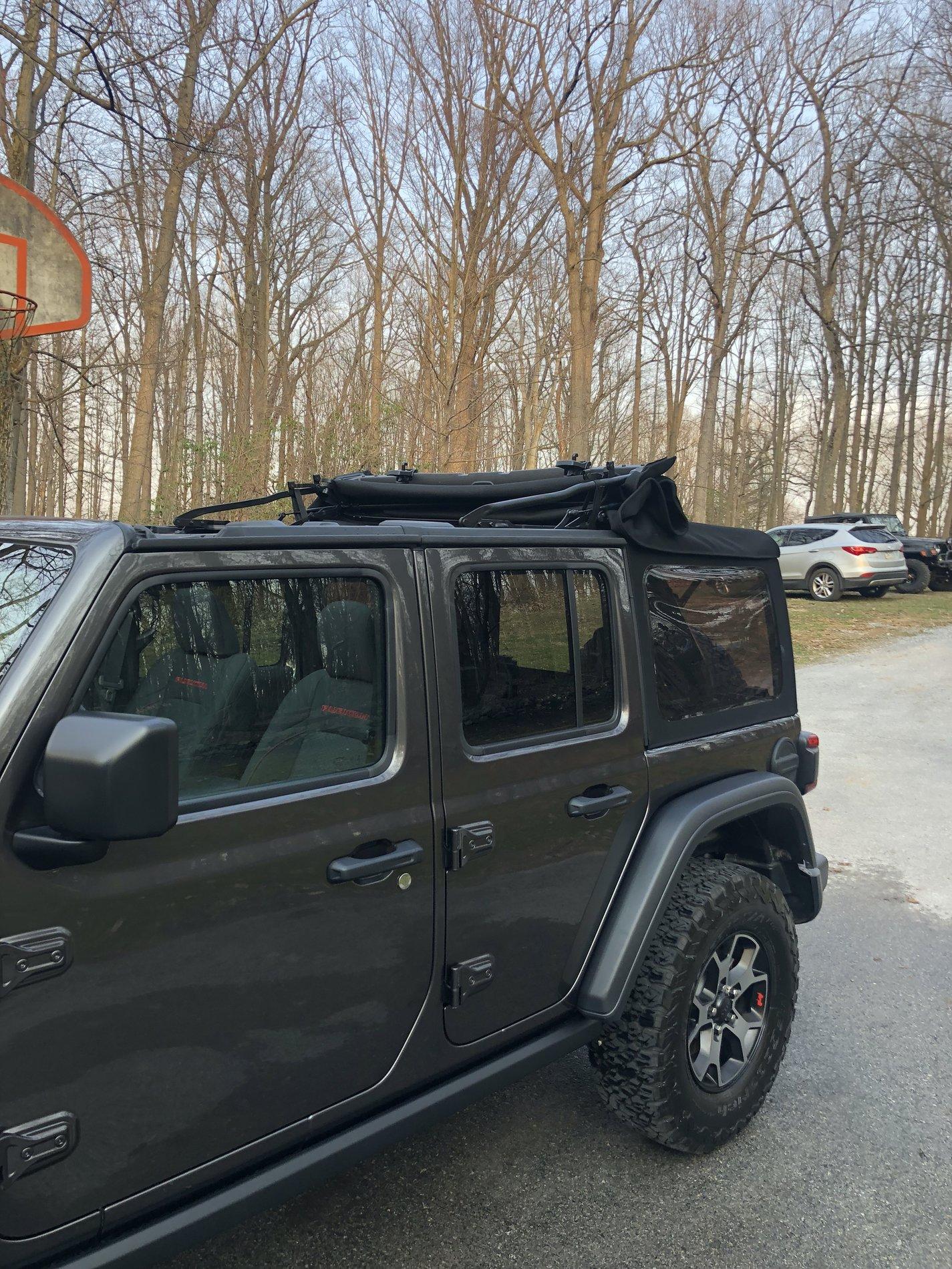Jeep Wrangler JL Soft top Sunrider position 3F244CBC-83C2-4DA1-9593-F76265BB8815