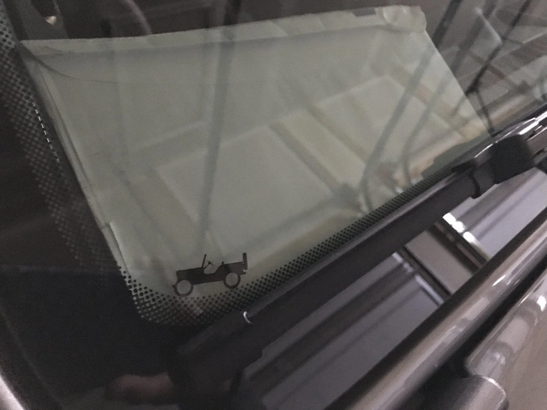 Jeep Wrangler JL JL/JLU OEM Windshield? IMG_3643