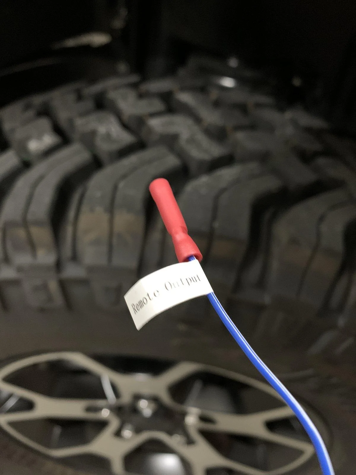 Jeep Wrangler JL Adding an Aftermarket Amp(s) imag