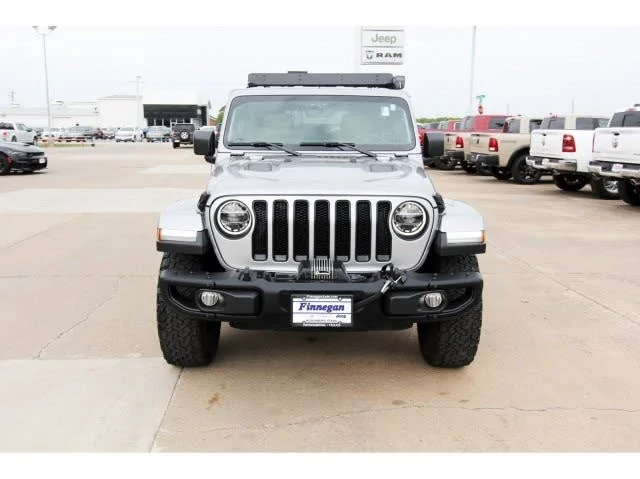 Jeep Wrangler JL Garvin Half Rack 6C79416F-9855-4AB3-A365-F754CBD3B081