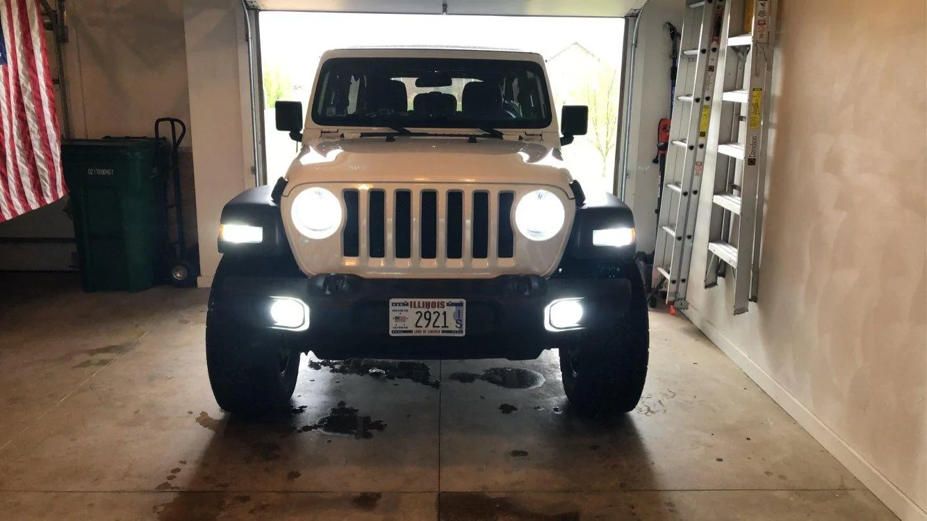 Jeep Wrangler JL Best halogen housing led bulb replacement 8CBD888F-38BA-4C7F-9536-922E9B882A20