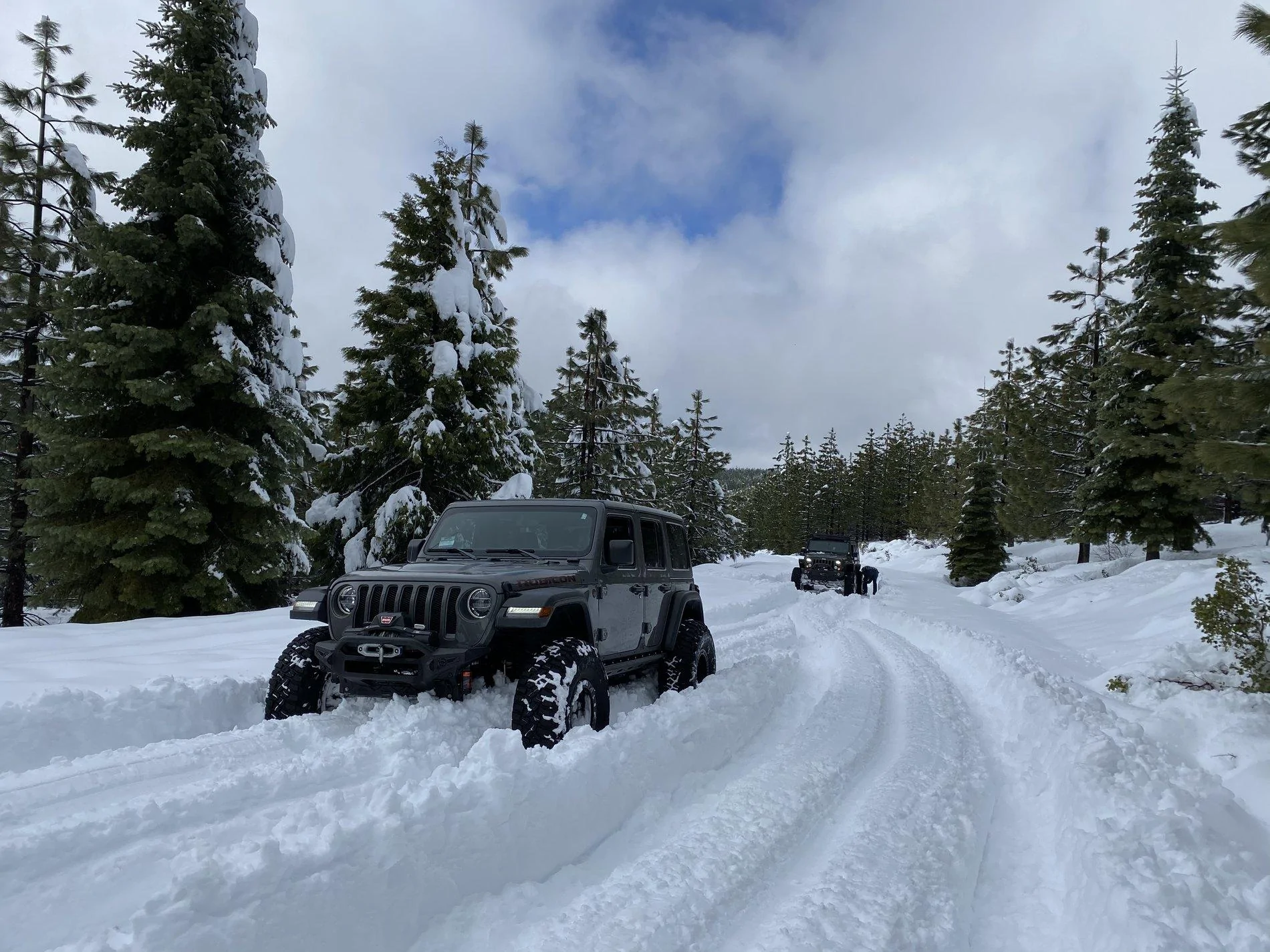 Jeep Wrangler JL Jeeps in Snow... post pics. 232B1742-FE25-4EC9-8BA7-E3DEE644558E