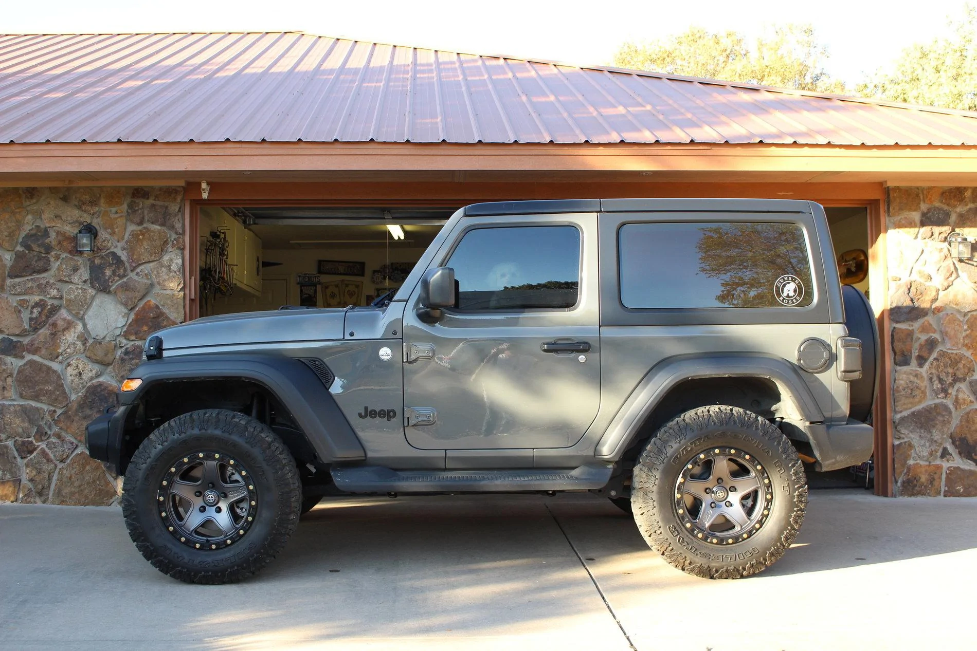 precious 18 8j ×2本 off+35 9j×2本 off+33 5) 17x9 ION 171 Polished Wheels 35