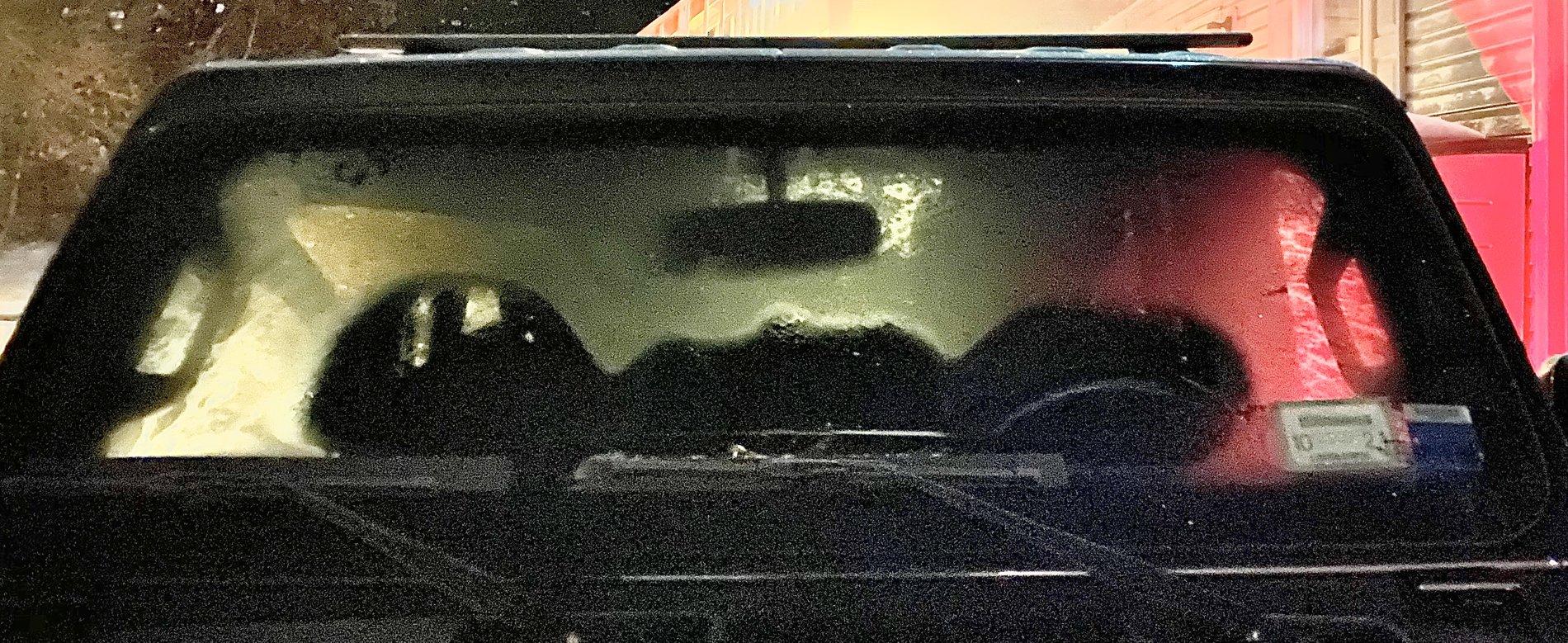 Jeep Wrangler JL Question regarding the Windsheld defrost IMG_4366