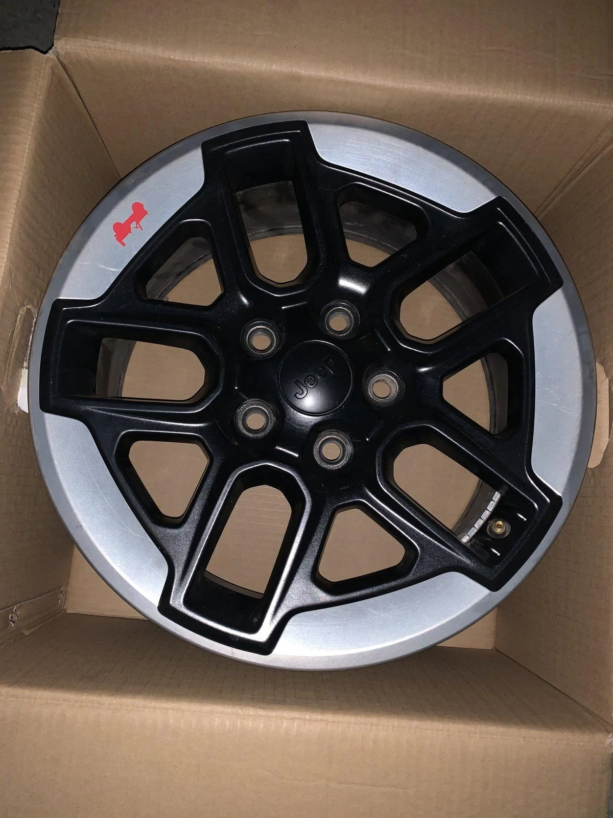 Jeep Wrangler JL Rubicon upgraded wheels 350 F868AEE1-2F90-4CB7-87C1-FE38ADCB1628