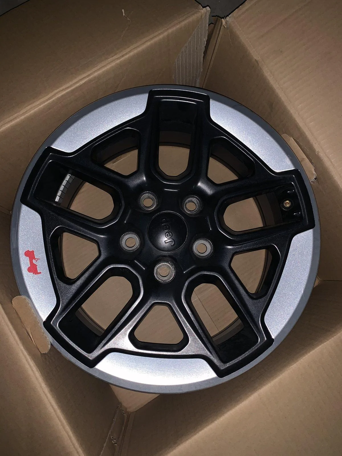 Jeep Wrangler JL Rubicon upgraded wheels 350 D3663A36-488C-4BB7-9AF3-709BF91DC77B