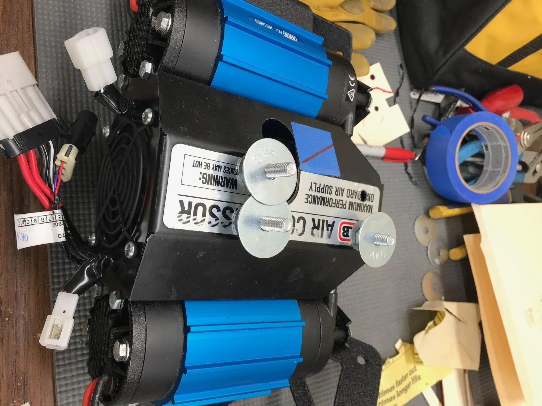 Jeep Wrangler JL Dual ARB Compressor w/DV8 mount install IMG_2475