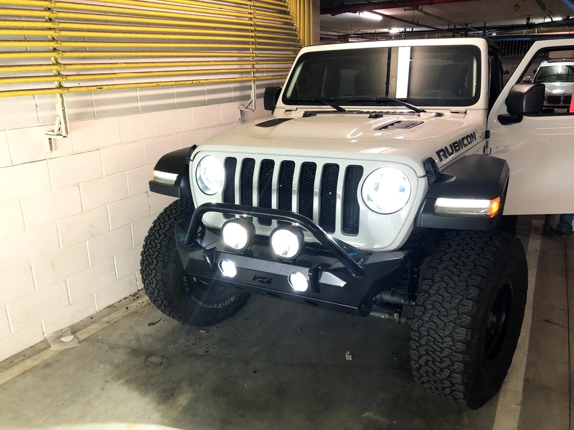 Jeep Wrangler JL Stubby Bumper. Let's see them. IMG_1887