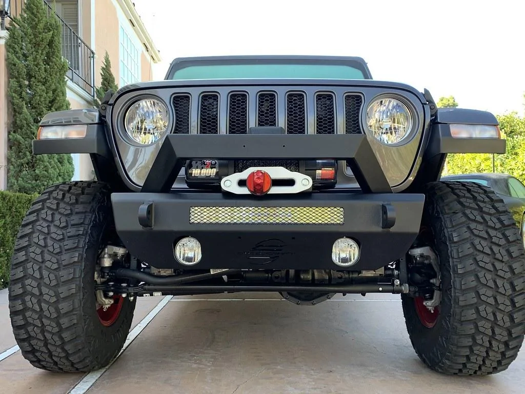 Jeep Wrangler JL Stubby Bumper. Let's see them. 49842357667_959132552c_