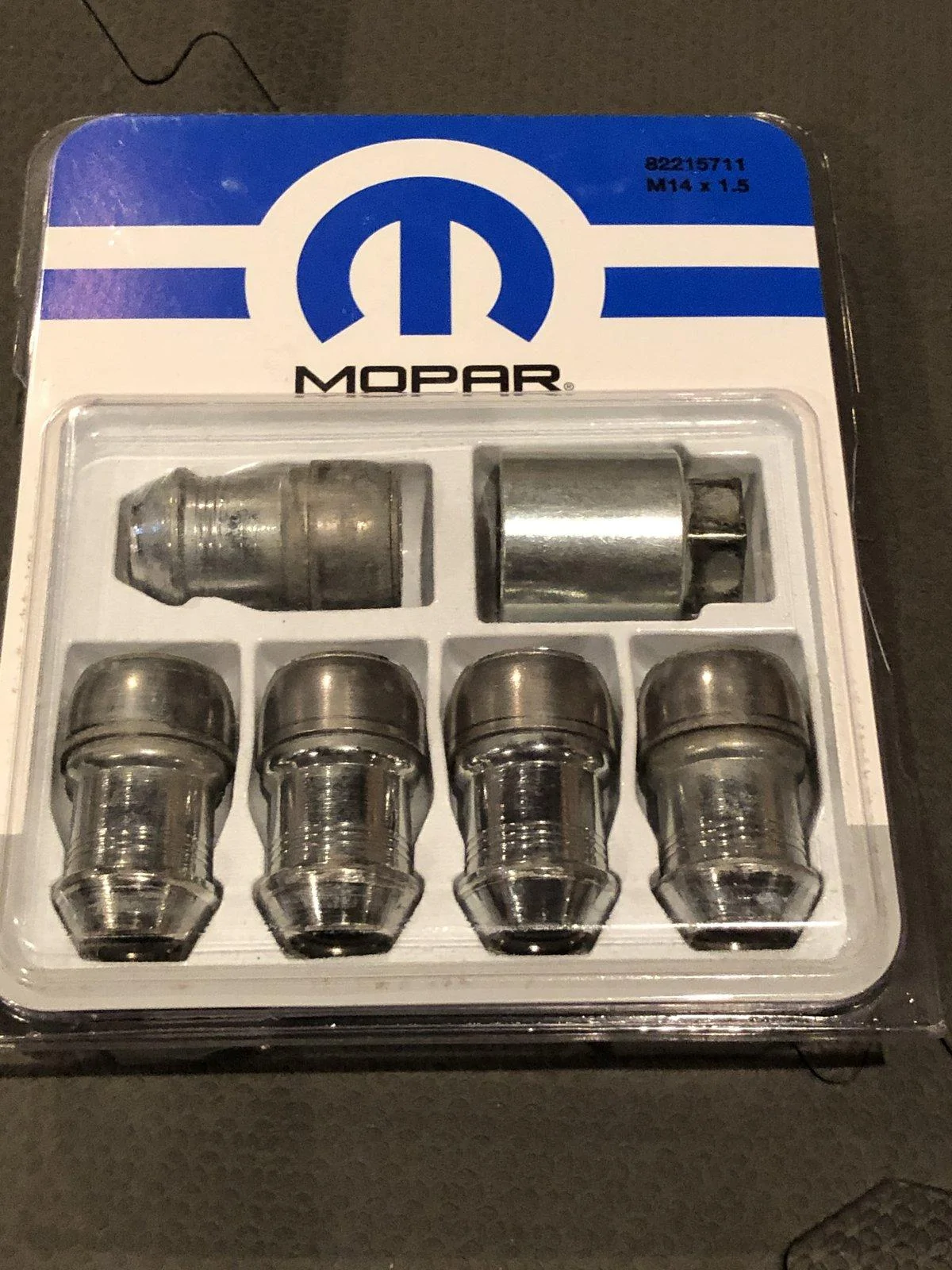 Jeep Wrangler JL Sold: Mopar Locking lug nuts F010C53B-D2A6-48FB-846E-FAE1C8A86F07