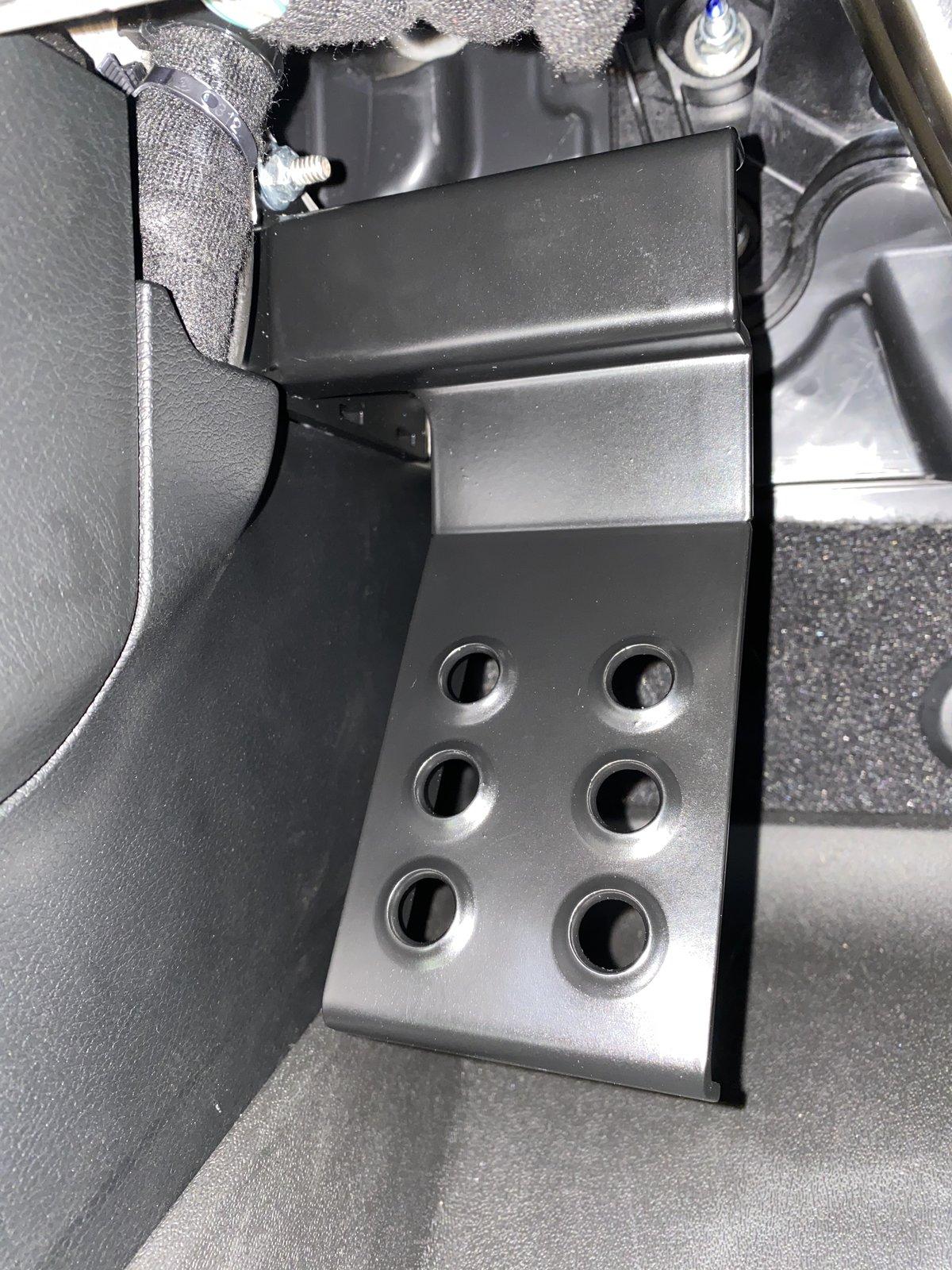 Jeep Wrangler JL M.O.R.E. Dead Pedal install tip E86B9666-1198-4277-AA32-DC740C6F2370