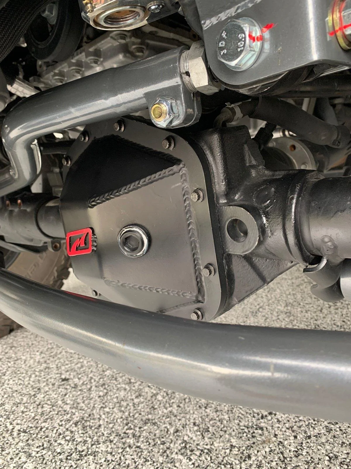 Jeep Wrangler JL Differential oil change motobilt diff cover