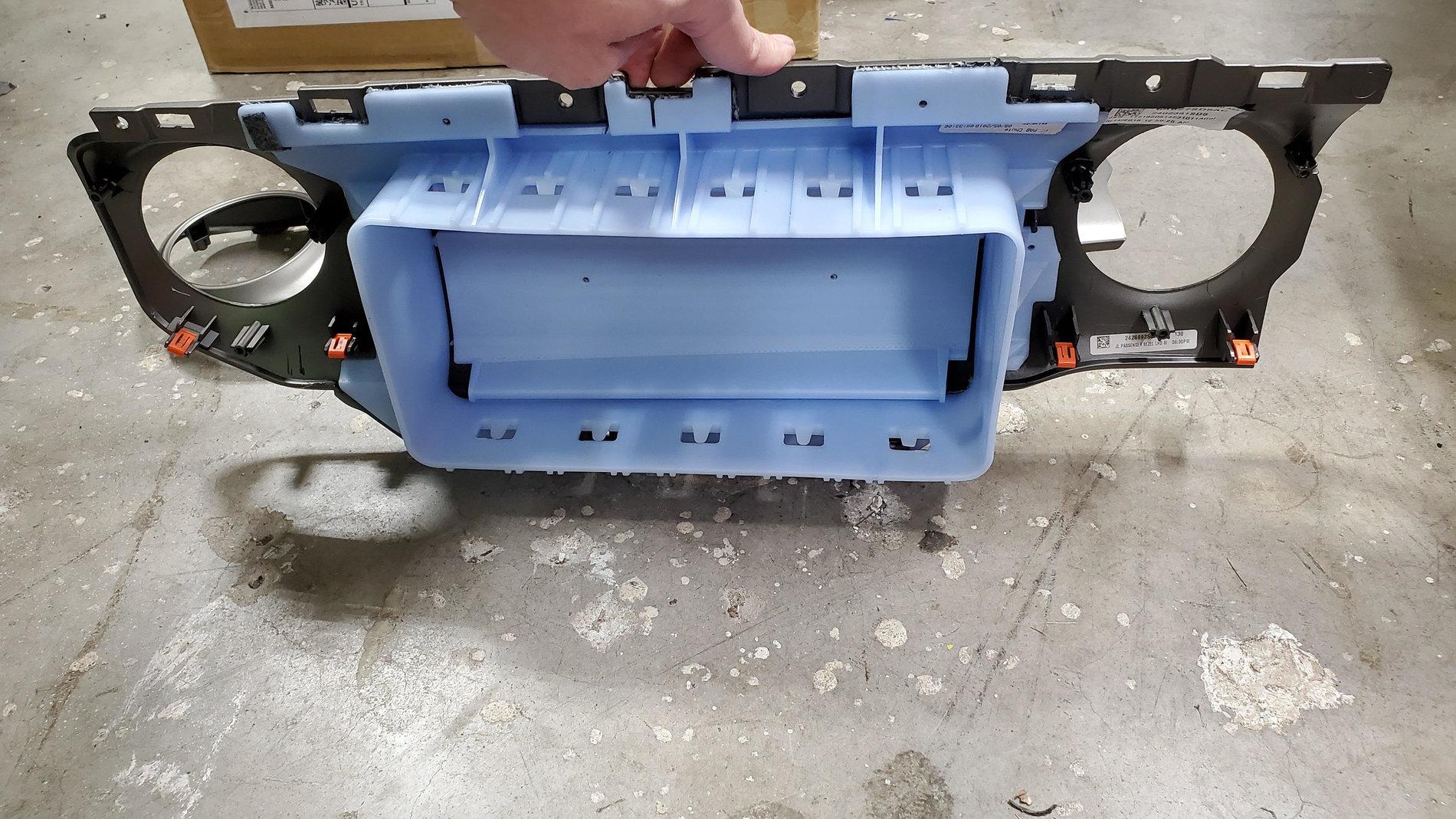 Jeep Wrangler JL Silver dash $150 shipped unnamed2