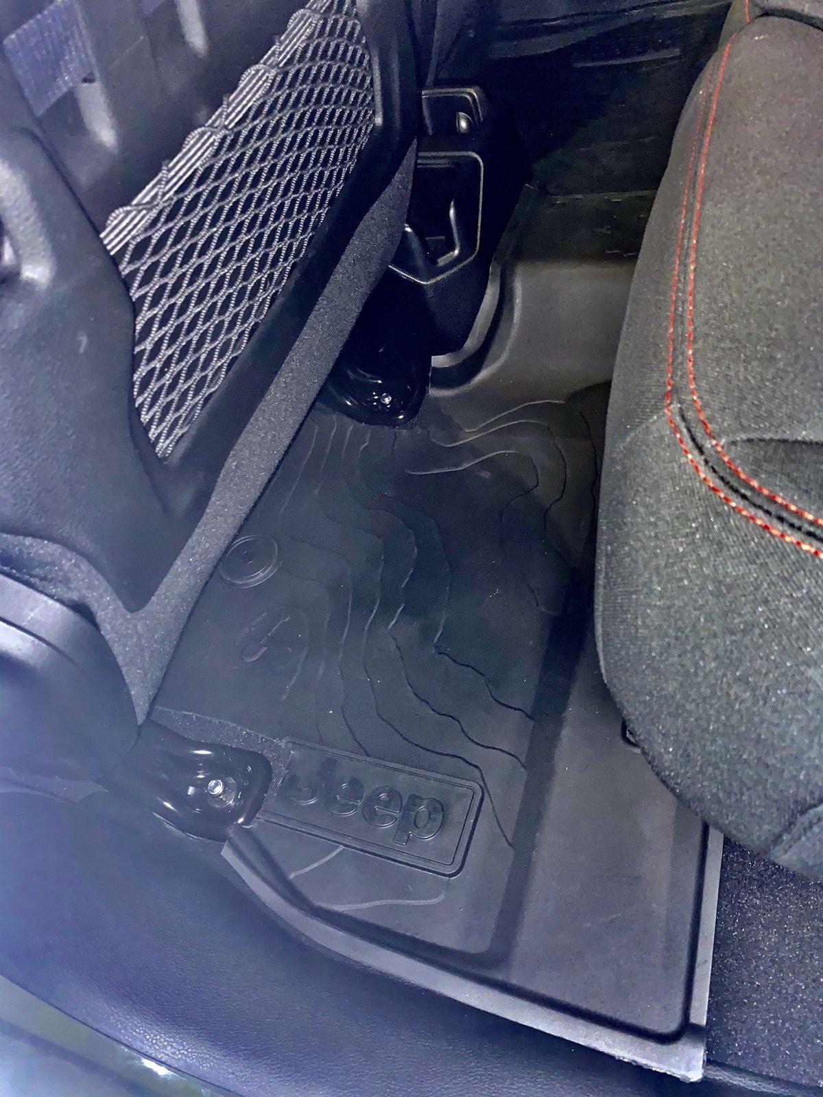 Jeep Wrangler JL Misch big boy seat extender D4188AED-5C2C-40E5-A579-AB96728732B2