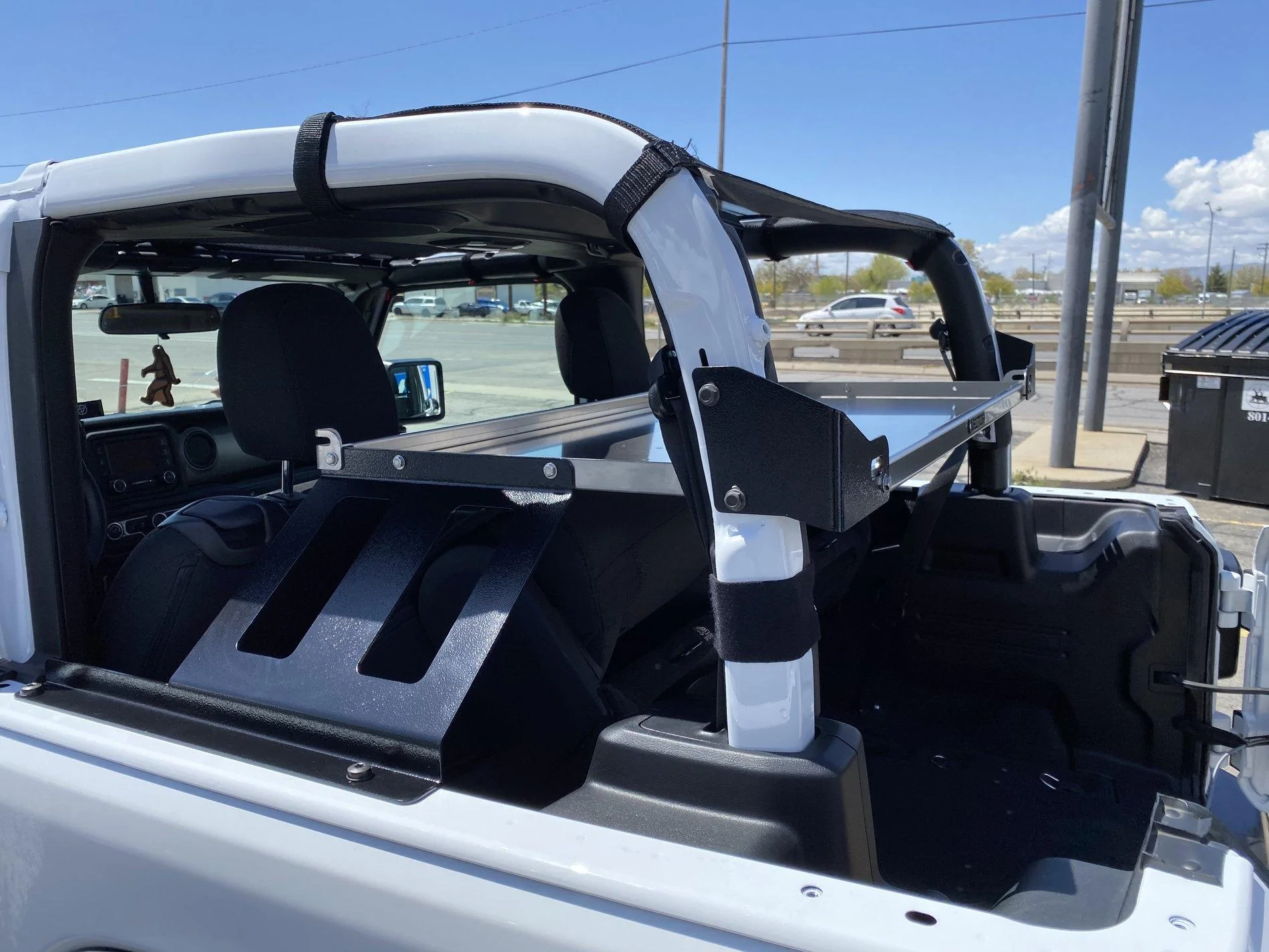 Jeep Wrangler JL Vector Offroad JL 2-Door Cargo Shelf AB5346A2-8108-421B-857F-2560711D523F