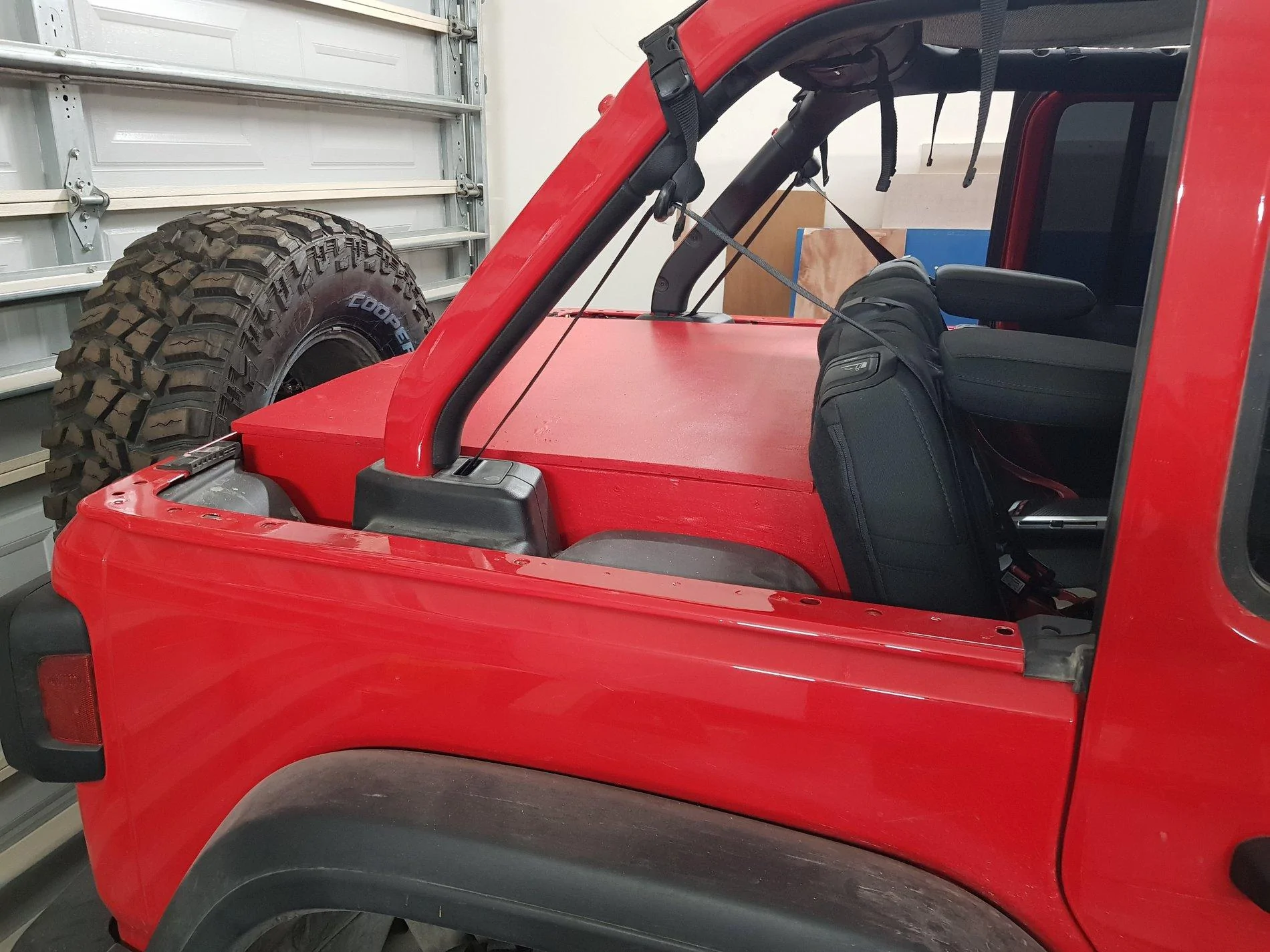 Jeep Wrangler JL Custom cargo "security" enclosure for under $100 20200513_220405