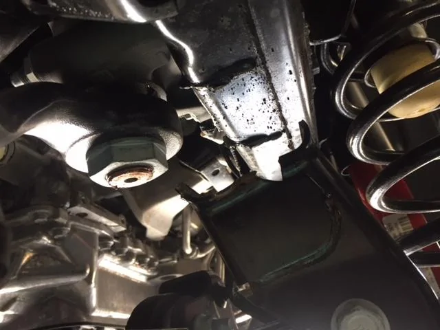 Jeep Wrangler JL Track bar sheared off at the weld. I feel like I’m cursed with my new JL C9C27D72-E51E-4DB9-8763-582A69658427