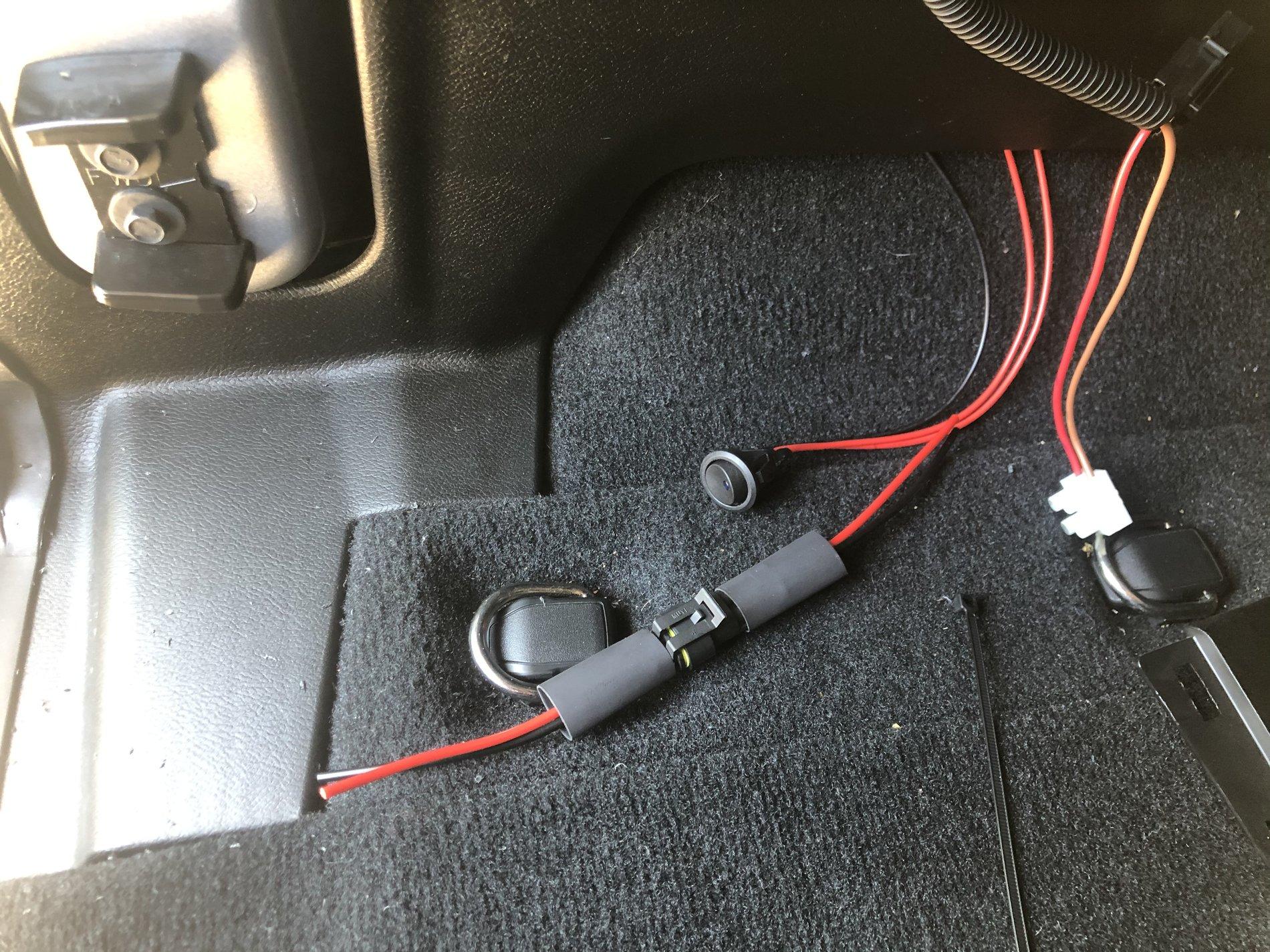 Jeep Wrangler JL JL Cargo Area Lighting Upgrade 77846611-4F19-43C1-959B-1B42DD267677