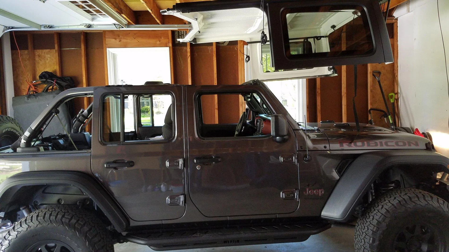 Jeep Wrangler JL Wrangler / Rubicon fitting into the garage question 20200509_151149
