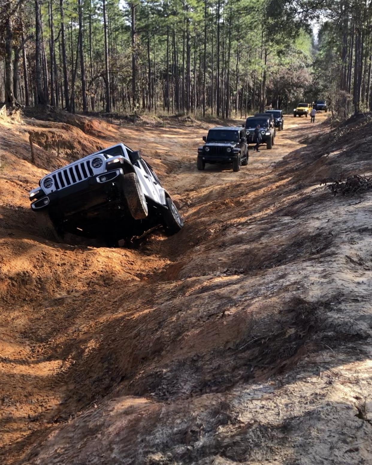 Jeep Wrangler JL Florida Roll Call! 10BA9F0E-FF2D-4668-8DB9-A06383E86FDF