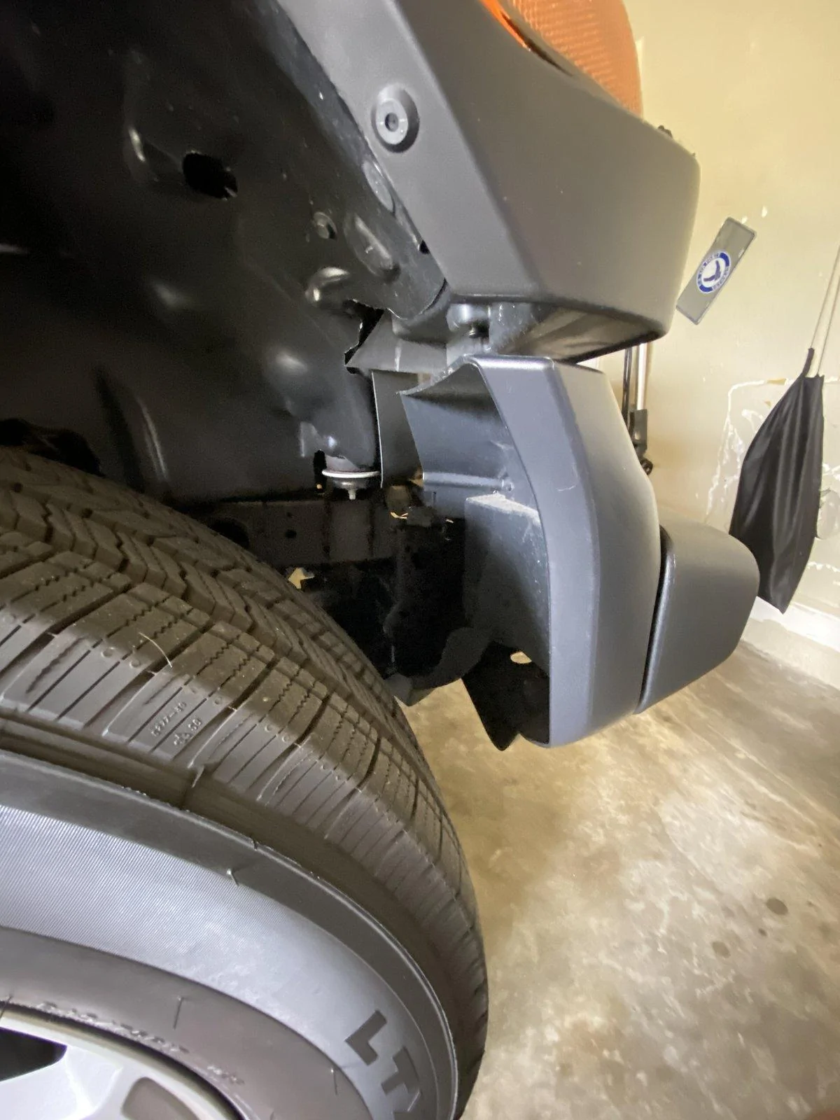 Jeep Wrangler JL Any ideas what this is? C7B00029-B8EB-4A4F-BCB4-E4068F2995EB