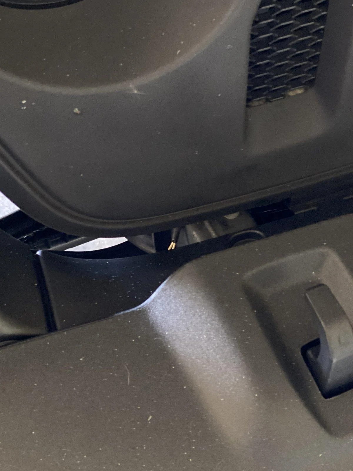 Jeep Wrangler JL Any ideas what this is? 097C58B6-7315-4CEA-BBF7-29F202B21BE7