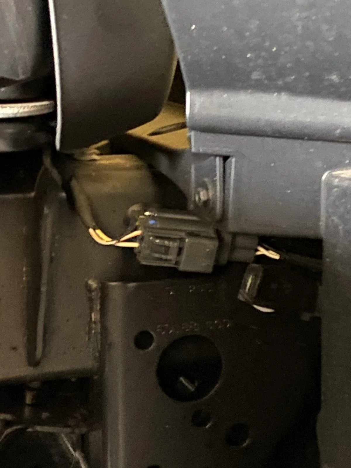 Jeep Wrangler JL Any ideas what this is? 9E78179E-CE7E-438D-A4D2-9D69C0794635