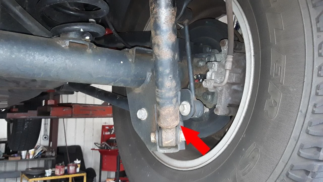 Jeep Wrangler JL Rust on Suspension 0_43d5e04d-353b-4e62-ba01-3c300c2fd462