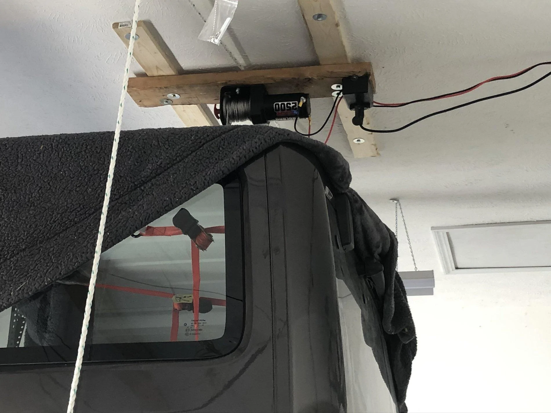 Jeep Wrangler JL Question regarding Hard Top Garage Hoists BD80DA0C-02C4-4B66-A51B-6D90603119BE