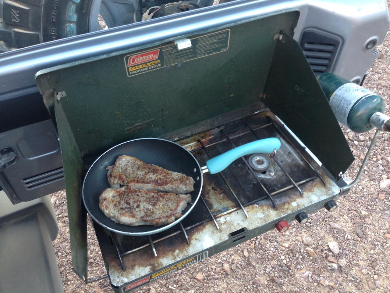 Jeep Wrangler JL (BBQ) Grill setup IMG_1585