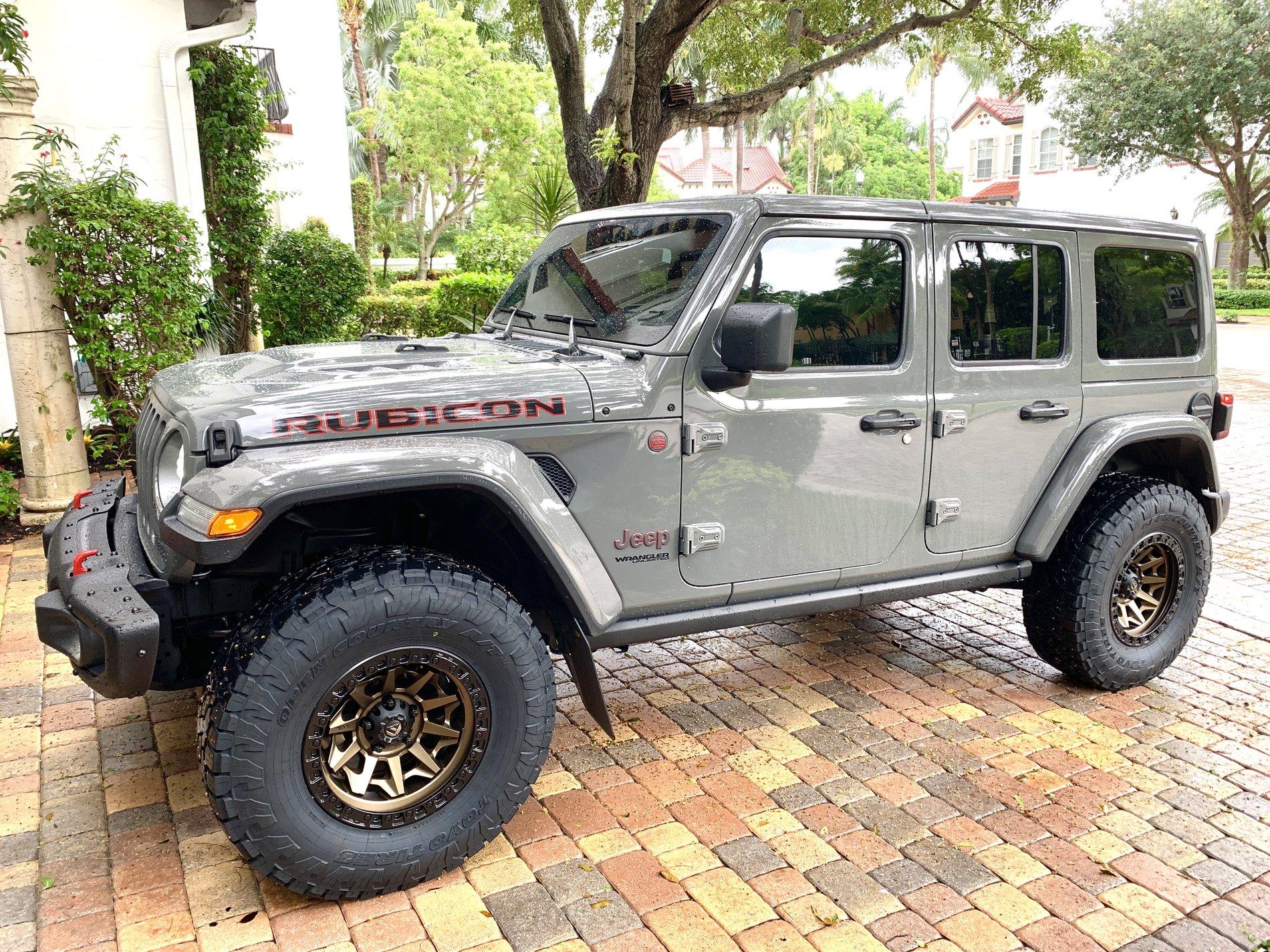 Jeep Wrangler JL Bronze Wheels on JL? B56D51B0-E7B5-4D82-92C2-ECD3B74D9FF2