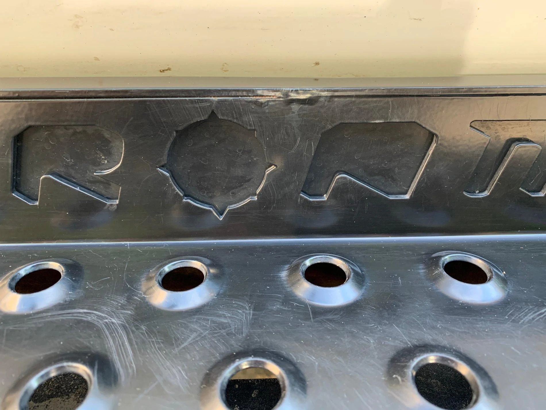 Jeep Wrangler JL Roam sidestep Rust IMG_1333